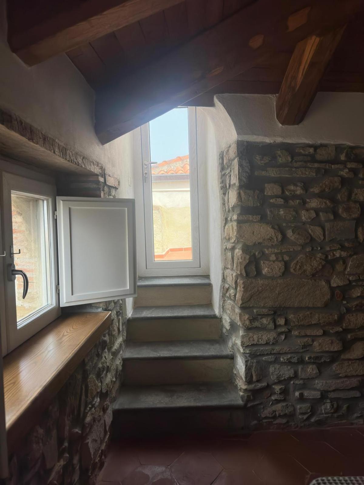 La Mansarda Bed & Breakfast Castellabate Bagian luar foto