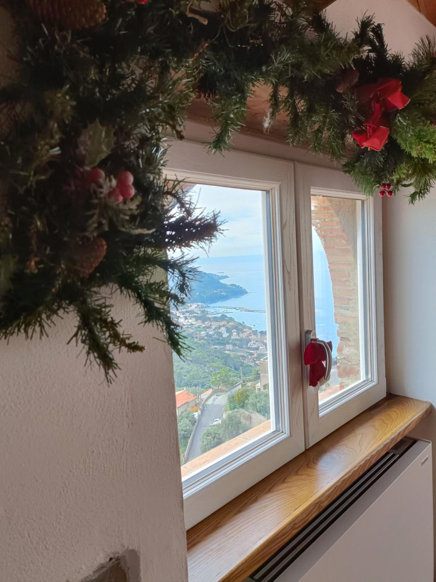 La Mansarda Bed & Breakfast Castellabate Bagian luar foto